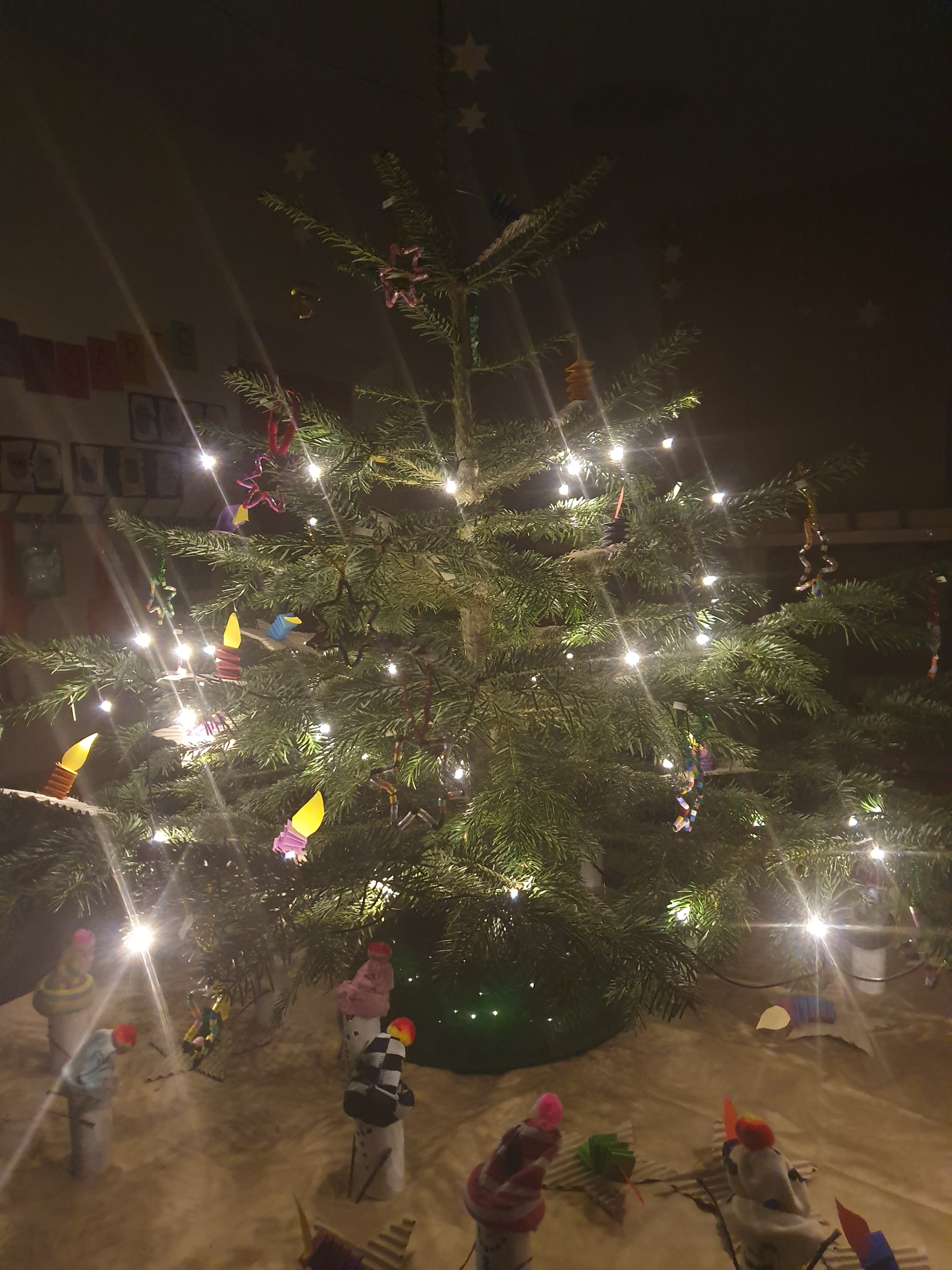 Weihnachtsbaum Unterstufe