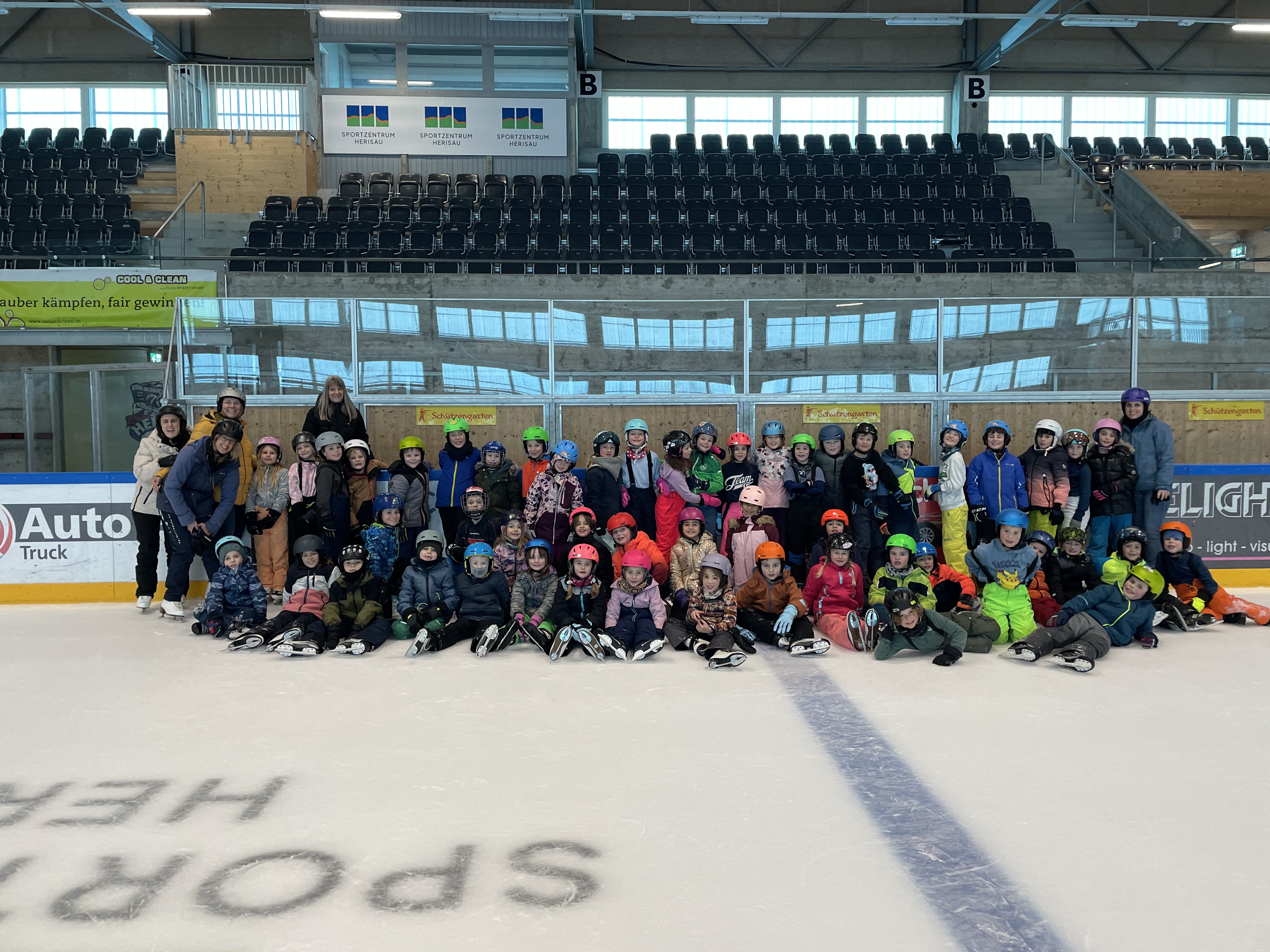 Besuch der Eisbahn in Herisau